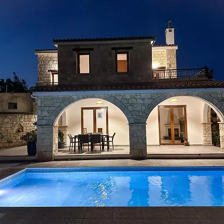 Almond Grove Luxury Wprivate Pool *