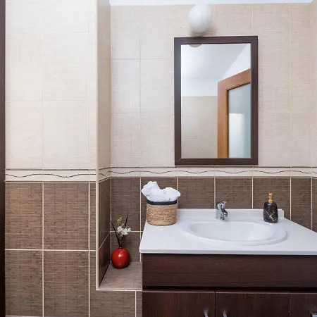 Almond Grove Luxury Wprivate Pool Simou