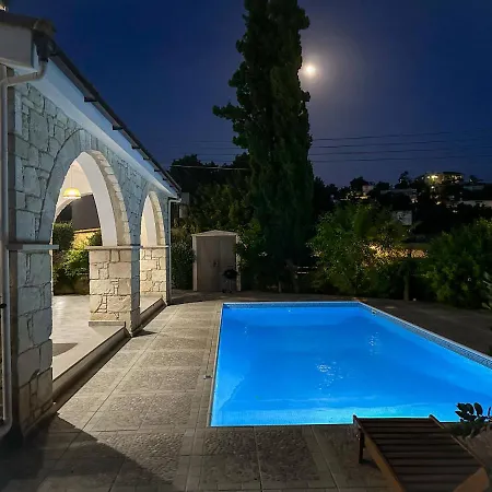 Vilă Almond Grove Luxury Wprivate Pool *